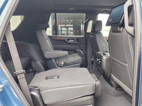 New 2026 GMC Yukon Denali w/ Denali Reserve Package AWD/4WD image 53