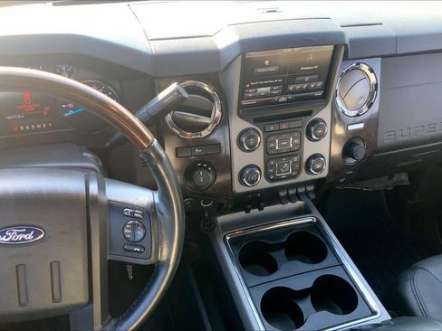 Used 2015 Ford F250 Platinum AWD/4WD image 7