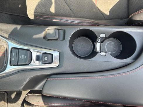 Used 2018 Chevrolet Camaro ZL1 RWD image 25
