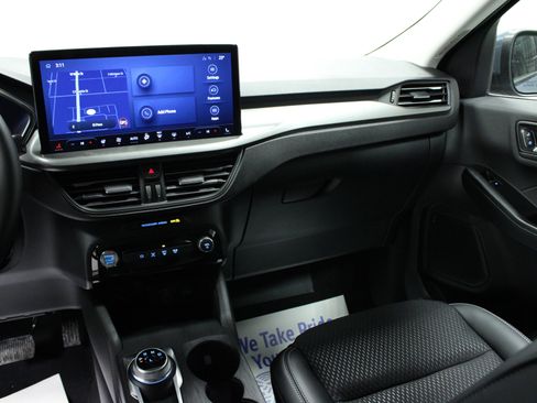 New 2026 Ford Escape SE image 19