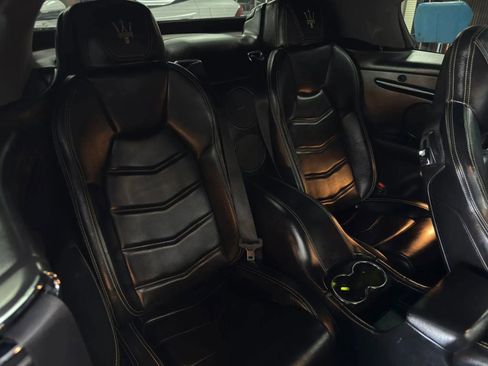 Used 2015 Maserati GranTurismo Sport RWD image 54