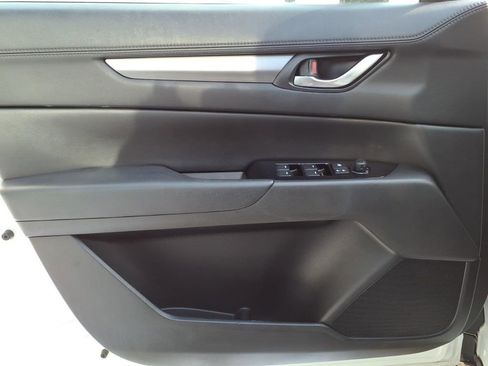 Used 2018 MAZDA CX-5 Touring image 10