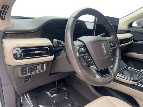 Used 2022 Lincoln Nautilus Reserve image 50