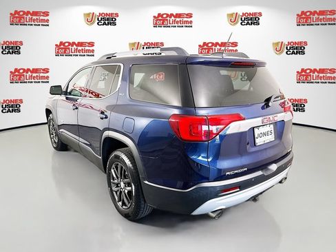 Used 2017 GMC Acadia SLT AWD/4WD image 2