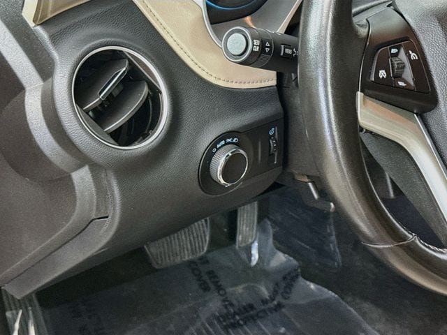 Used 2013 Chevrolet Camaro SS w/ RS Package RWD image 11