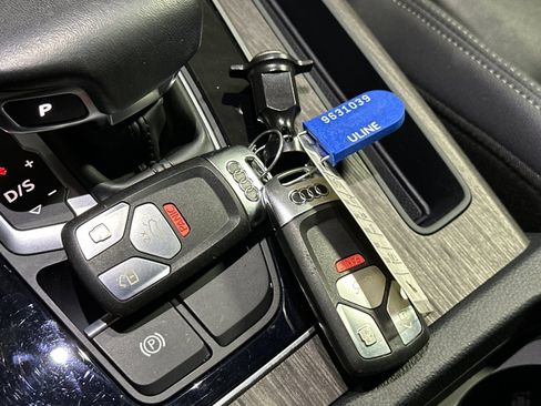 Used 2023 Audi Q5 e Premium Plus w/ Premium Plus Package image 24