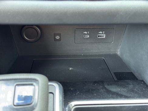Used 2022 Nissan Pathfinder Platinum w/ Cargo Package FWD image 29
