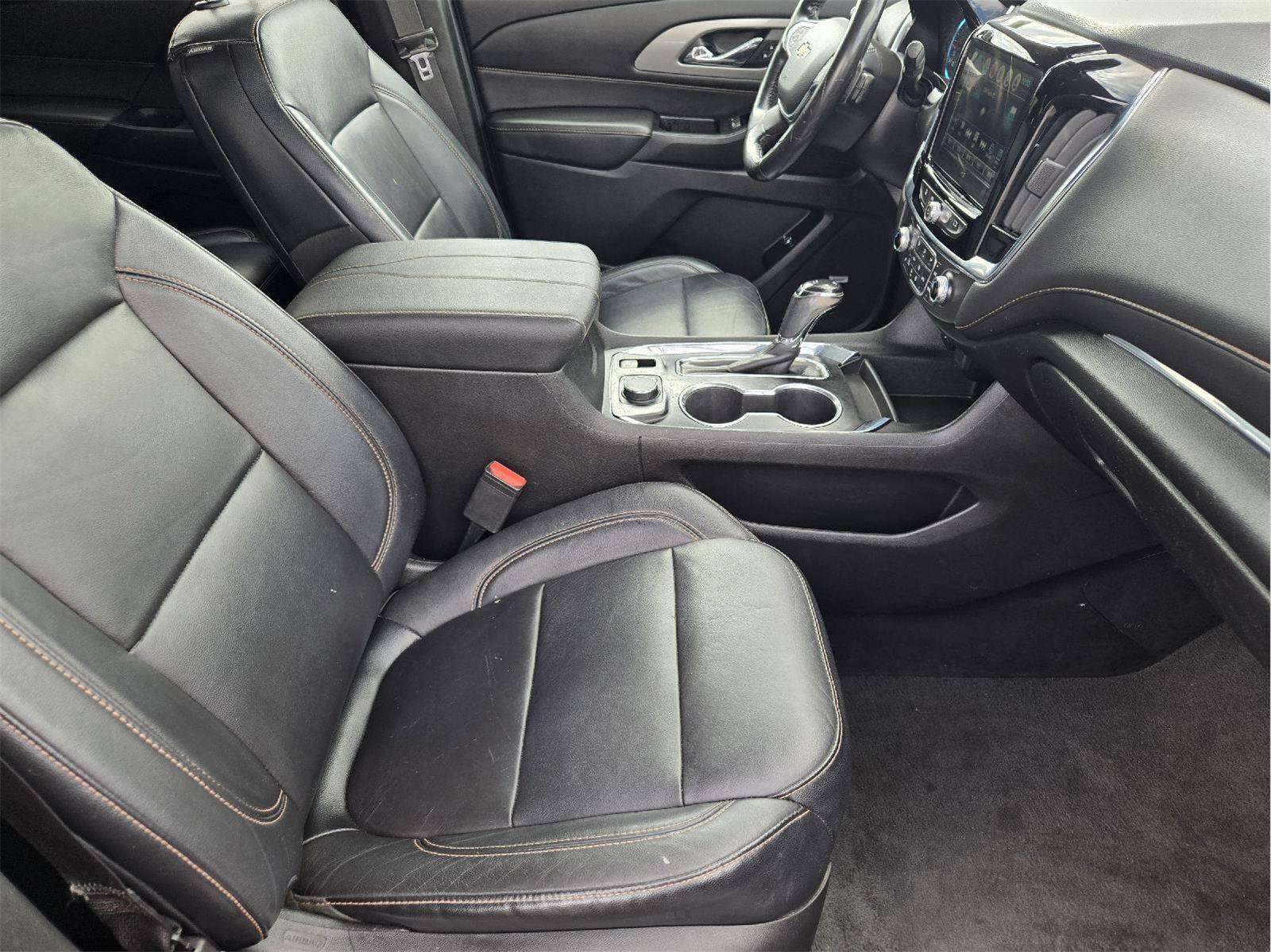 Used 2019 Chevrolet Traverse LT w/ LT Premium Package FWD image 13