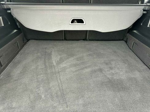 Used 2025 Mercedes-Benz GLB 250 image 19