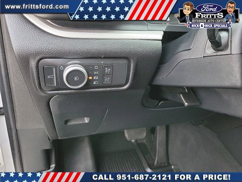 Certified 2022 Ford Explorer XLT w/ Equipment Group 202A image 12