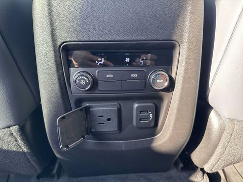 Certified 2023 Buick Enclave Essence w/ Experience Buick Package AWD/4WD image 23