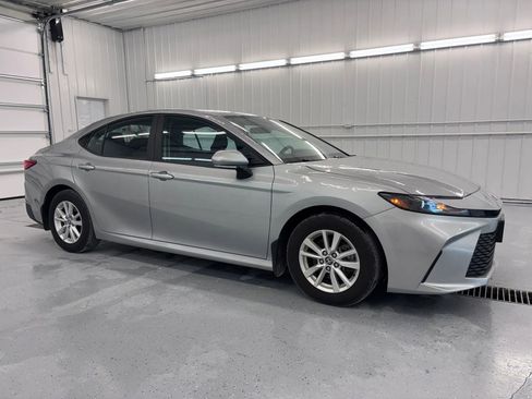 Used 2025 Toyota Camry LE FWD image 1