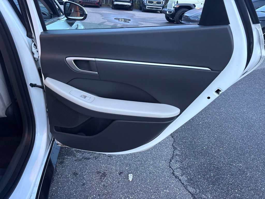 Used 2024 Hyundai Sonata SEL FWD image 17