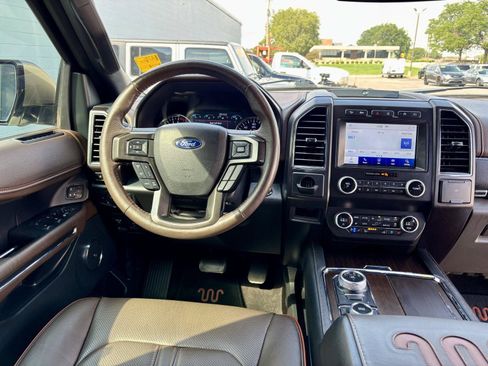Used 2021 Ford Expedition Max King Ranch AWD/4WD image 3