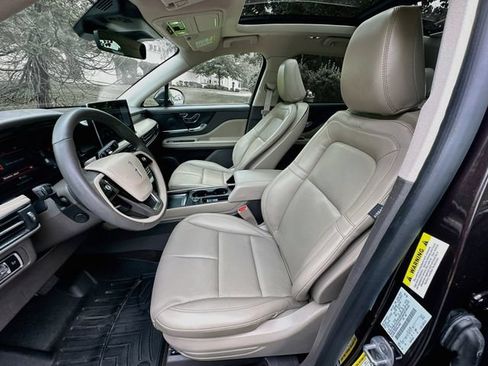 Used 2023 Lincoln Corsair AWD w/ Equipment Group 101A image 26