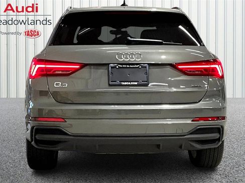 Certified 2024 Audi Q3 2.0T Premium w/ Convenience Package image 6