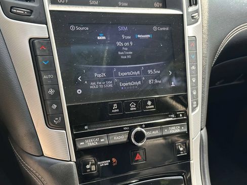 Used 2019 INFINITI Q50 Luxe w/ Essential Package (3.0T Luxe) AWD/4WD image 29