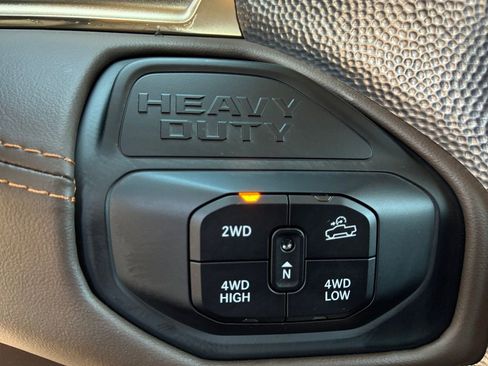 New 2026 RAM 2500 Limited AWD/4WD image 10