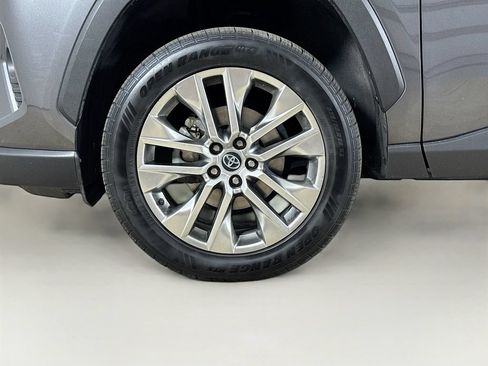 Certified 2021 Toyota RAV4 XLE Premium AWD/4WD image 26
