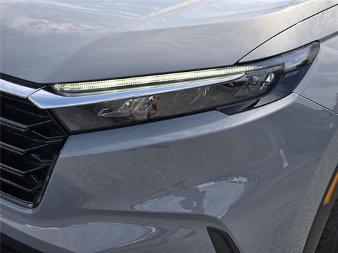 Used 2026 Honda CR-V EX image 10