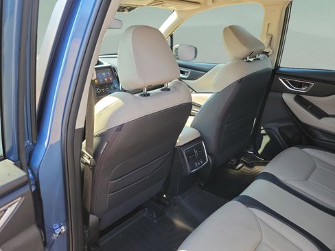 Used 2021 Subaru Forester Limited image 11