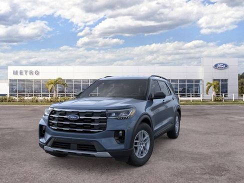 New 2026 Ford Explorer Active w/ Active Comfort Package RWD image 4