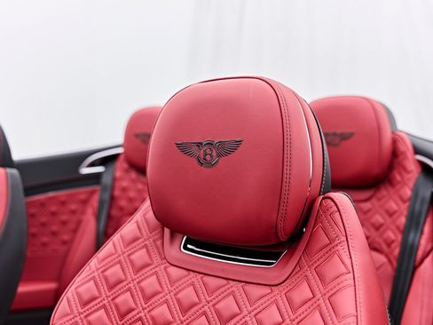 Used 2020 Bentley Continental GT AWD/4WD image 57