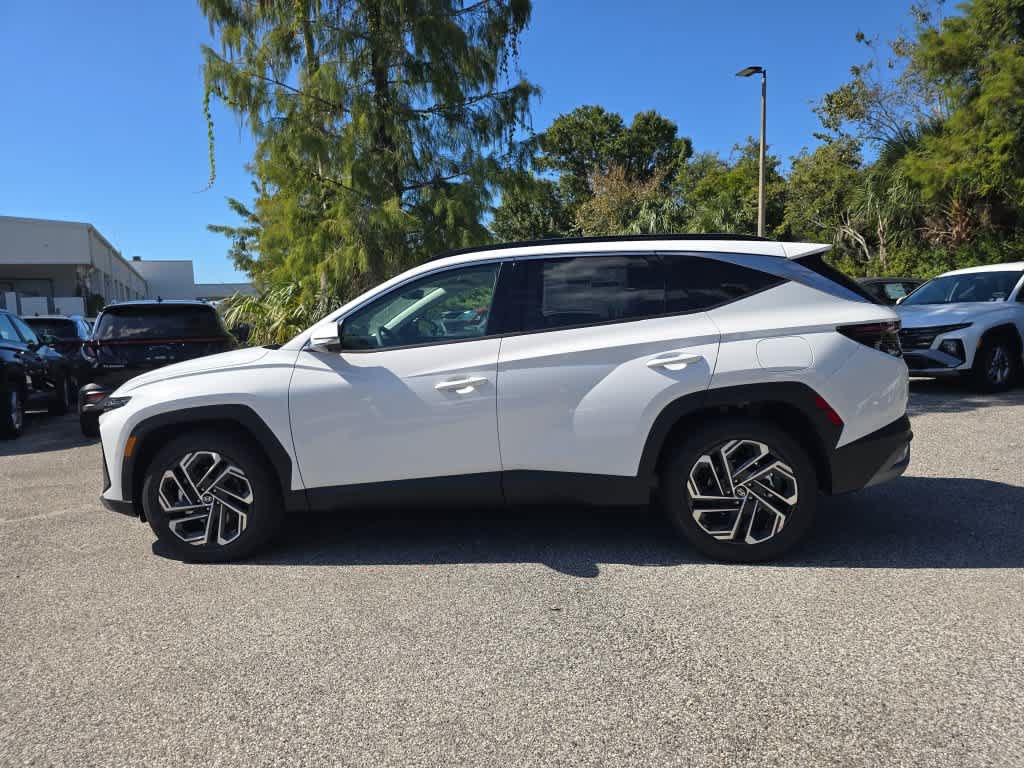 New 2026 Hyundai Tucson Limited FWD image 3