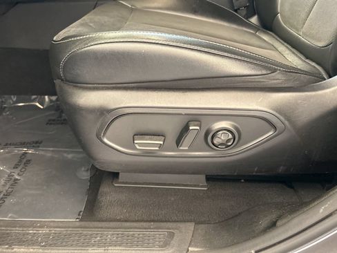 Used 2023 Jeep Grand Cherokee L Laredo AWD/4WD image 42