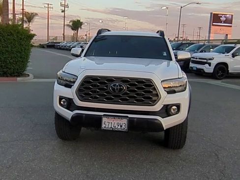 Used 2023 Toyota Tacoma TRD Off-Road AWD/4WD image 3