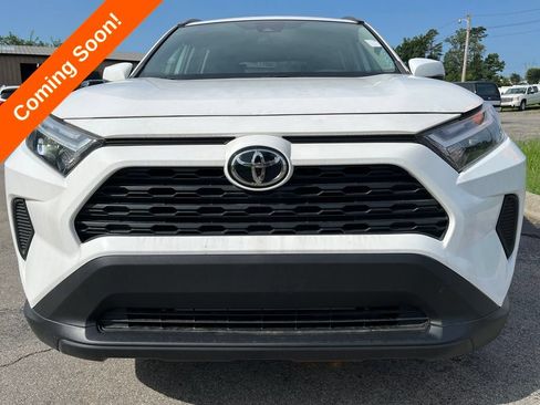 Used 2023 Toyota RAV4 XLE FWD image 3