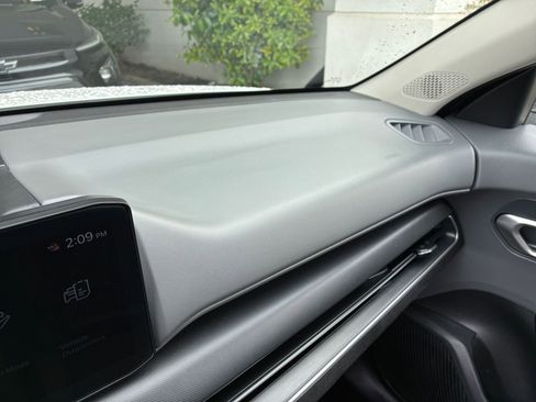 Used 2025 Kia K4 LXS image 35