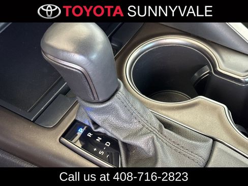 Used 2021 Toyota Camry SE w/ Carpet Mat Package (TMS) FWD image 24