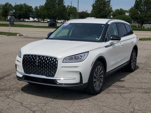 Certified 2024 Lincoln Corsair Reserve w/ Equipment Group 201A AWD/4WD image 3