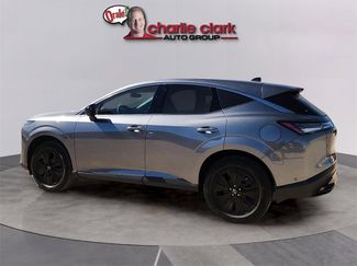 Used 2025 Nissan Murano SV video 2