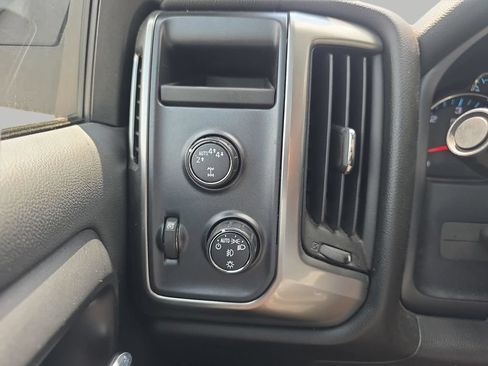Used 2017 Chevrolet Silverado 1500 LT w/ All Star Edition AWD/4WD image 19