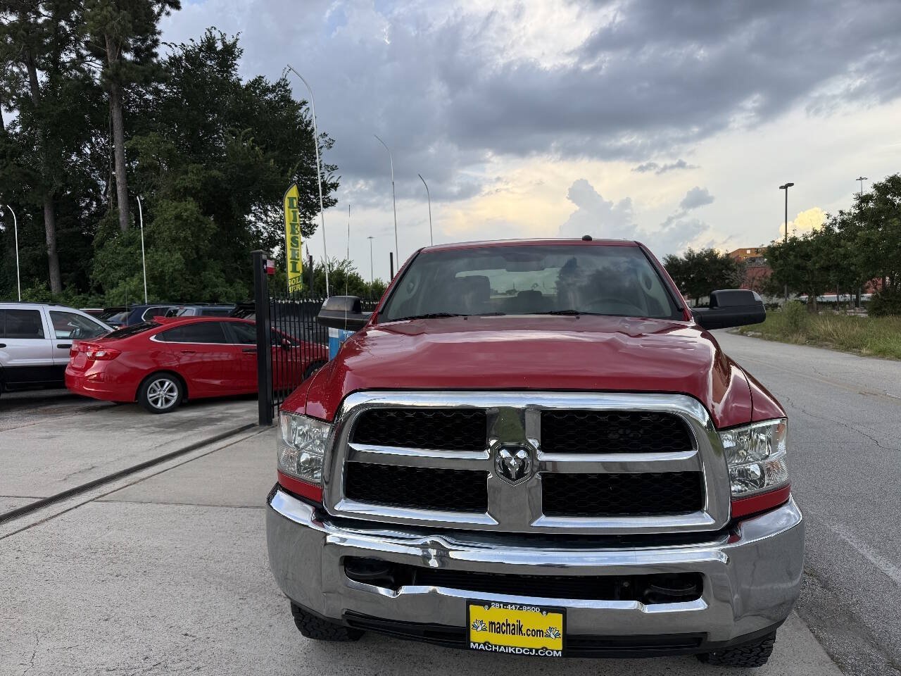 Used 2018 RAM 2500 Tradesman w/ Chrome Appearance Group AWD/4WD image 3