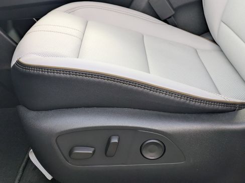 New 2026 Chevrolet Traverse High Country image 26