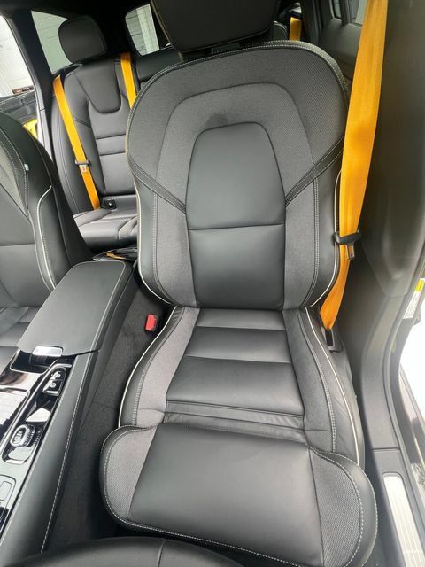 Used 2025 Volvo V60 T8 Polestar AWD/4WD image 29