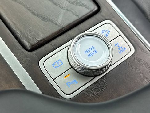 Used 2023 Genesis GV80 3.5T w/ Prestige Package AWD/4WD image 11