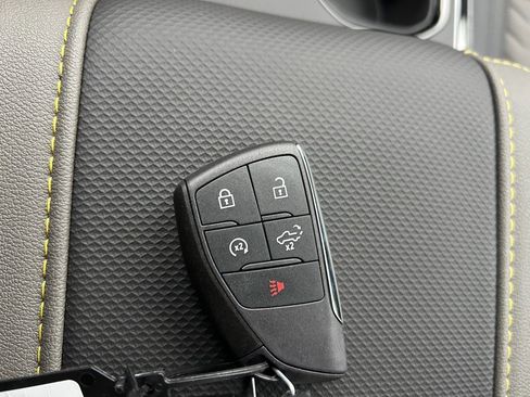 New 2026 Chevrolet Silverado 1500 ZR2 w/ Dark Appearance Package image 40