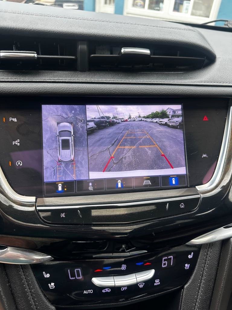 Used 2022 Cadillac XT6 Premium Luxury w/ Technology Package AWD/4WD image 16