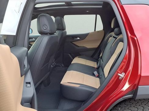 New 2026 Chevrolet Equinox ACTIV w/ Convenience Package III AWD/4WD image 10