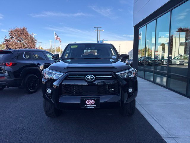 Used 2024 Toyota 4Runner SR5 Premium w/ Moonroof Package AWD/4WD image 7