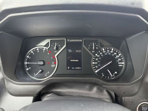 Used 2023 Toyota Tundra SR5 w/ SR5 Premium Package AWD/4WD image 12