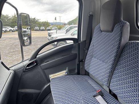 New 2025 Chevrolet Low Cab Forward image 25