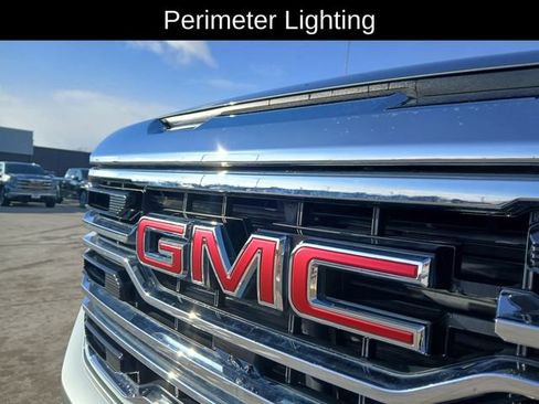 Used 2024 GMC Sierra 1500 SLT w/ SLT Premium Plus Package image 33