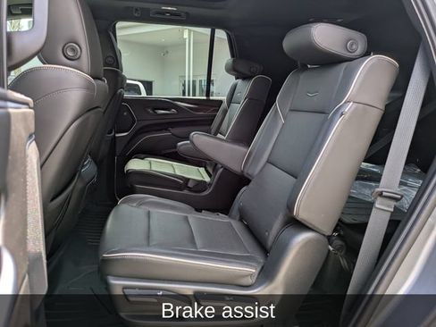 Used 2021 Cadillac Escalade Premium Luxury AWD/4WD image 20