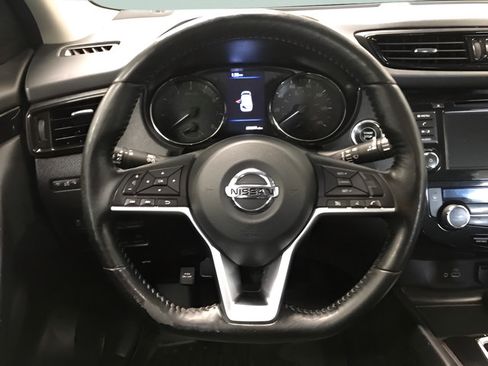 Used 2022 Nissan Rogue Sport SV AWD/4WD image 16