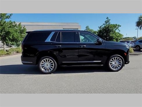 Used 2024 Cadillac Escalade Premium Luxury image 27